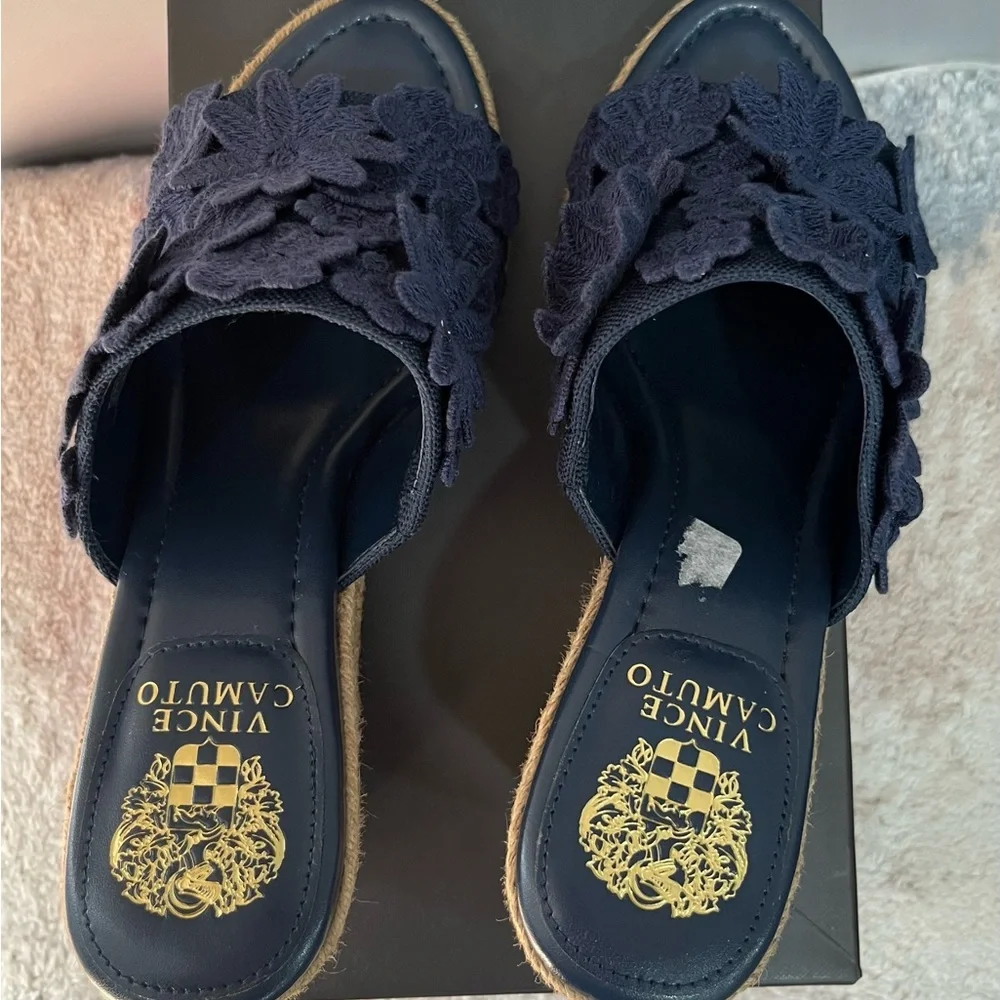 Vince Camuto‎ Navy Blue Floral Wedge Sandals Espadrille Slip-On New